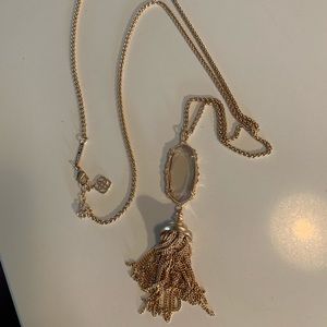 Kendra Scott Rose Gold necklace